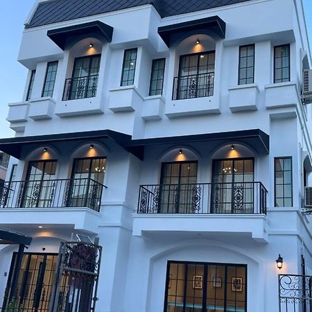 Casa Luna Μπανγκόκ Εξωτερικό φωτογραφία